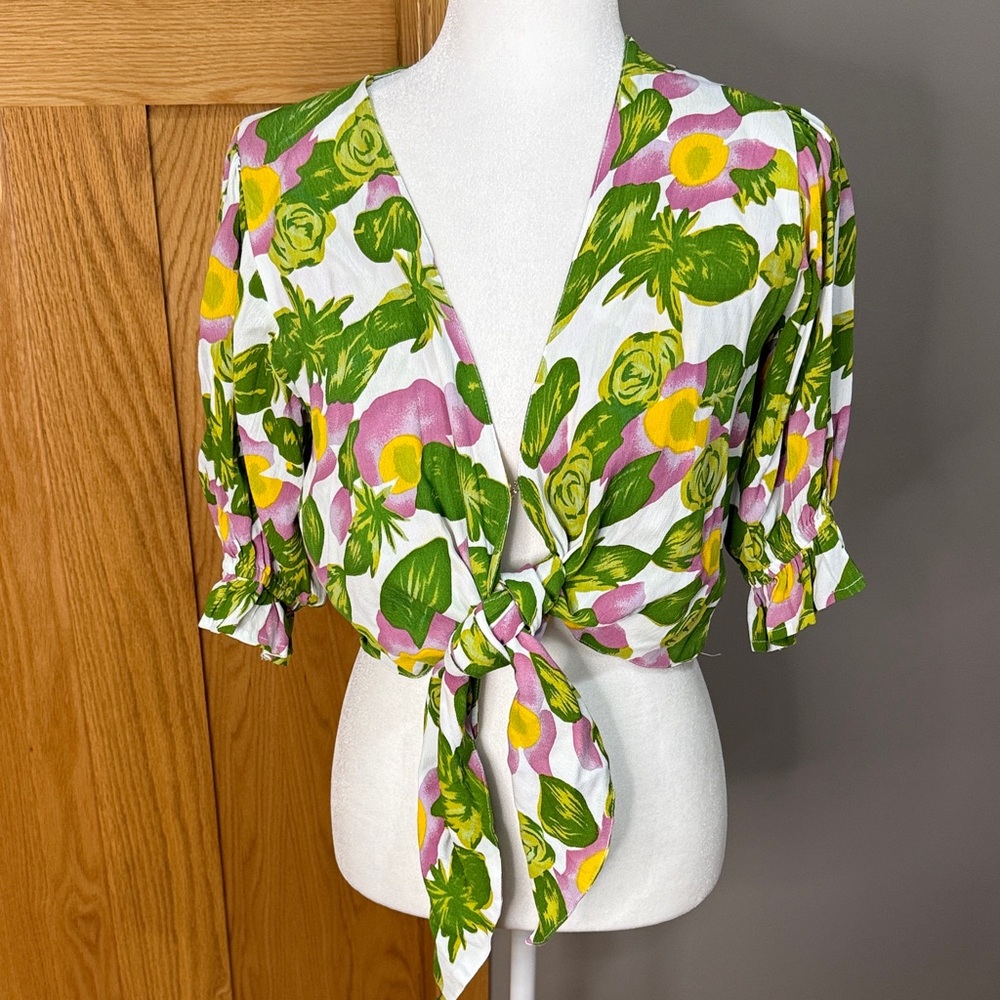 Faithfull the Brand Floral Tie-Front Crop Top in White, Green & Pink